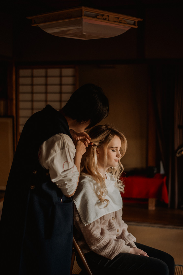 Autumn Elopement Kyoto - Doing Hair and Makeup 