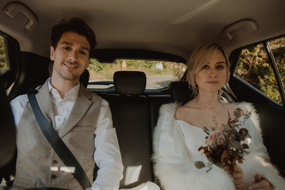 Hakone Elopement - couple in the car to the next location
