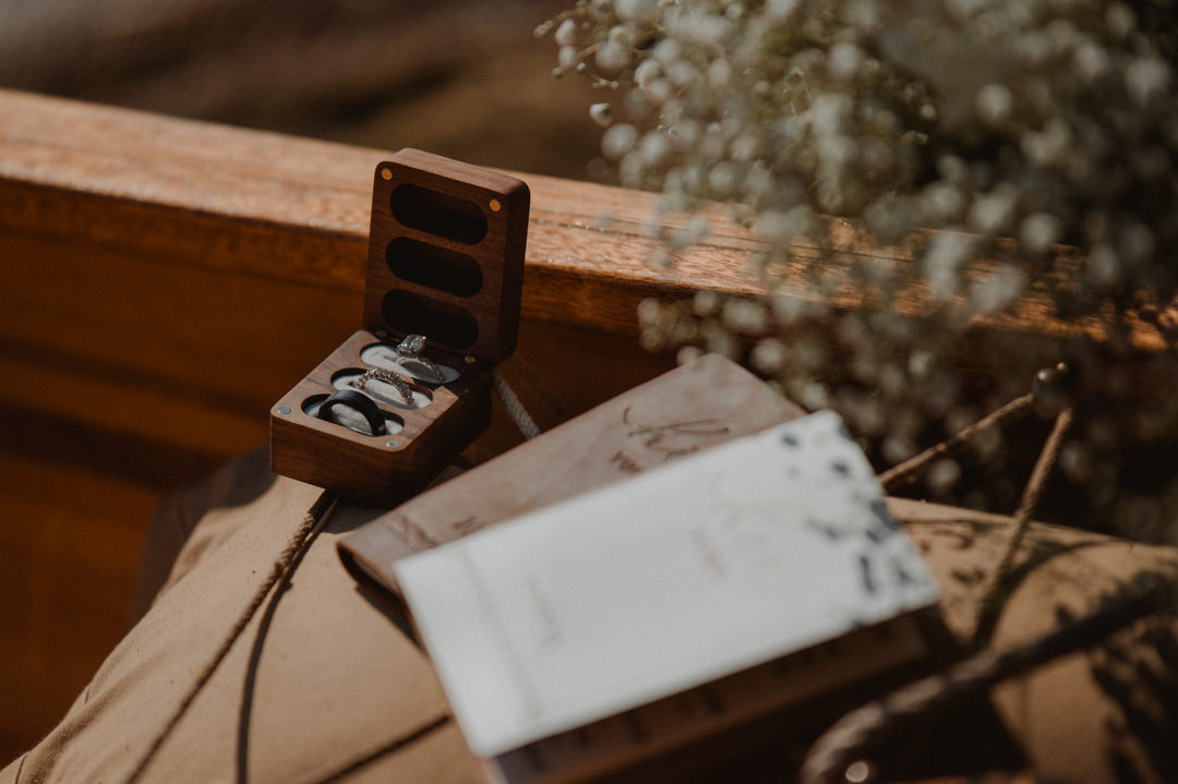 Hokkaido Elopement - Rings and Vows on the boat 