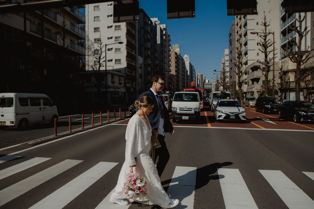 tokyo park elopement - walking tokyo street 