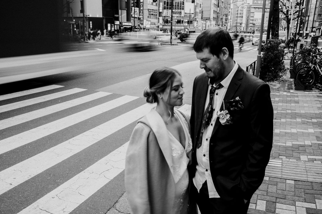 tokyo park elopement - black and white photo of tokyo city street
