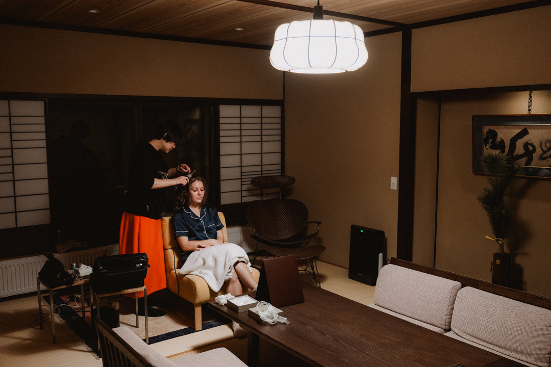 The bride gets ready at the accommodation, Yamagata Elopement